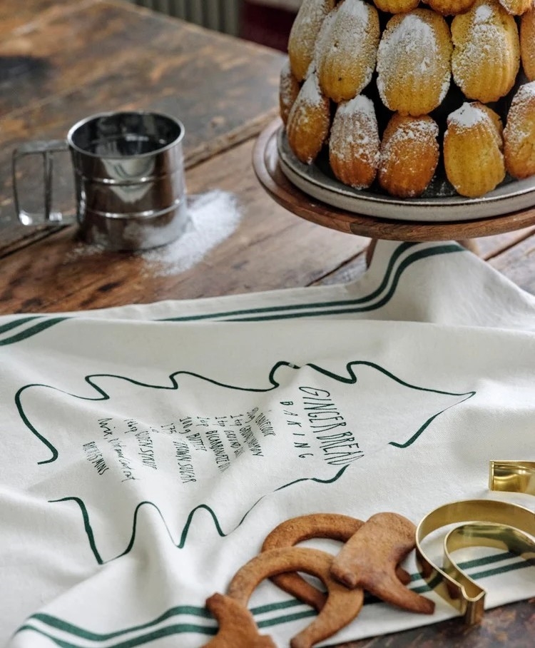 Lexington Gingerbread Kitchen towel